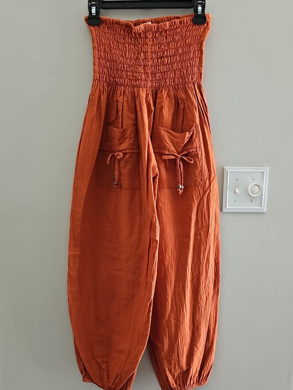 Women's Rust Smocked Waist Harem Joggers